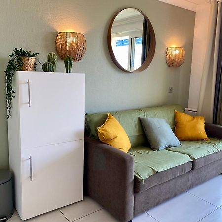 Charmant Appartement En Front De Mer Avec Piscine Лаканау Екстериор снимка